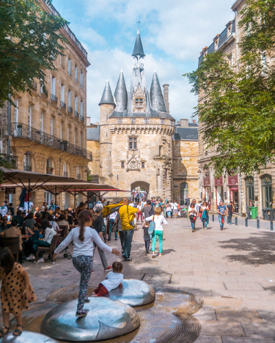 Porte Cailhau in Bordeaux, France