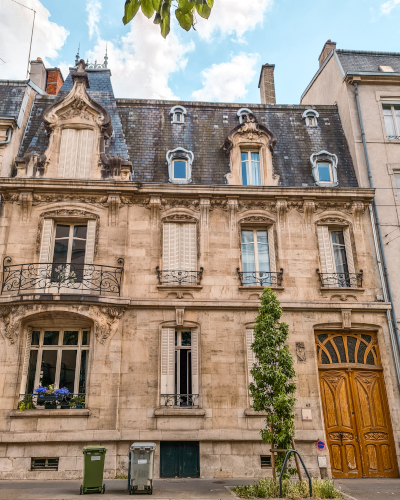 Art Nouveau Building alogn Avenue Foch in Nancy, France