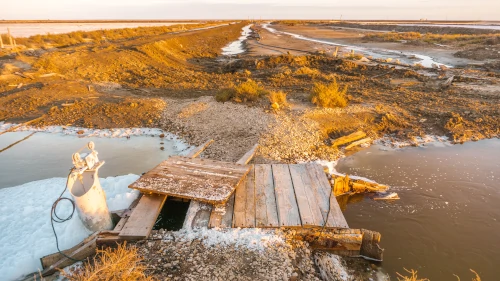 Directions to the pink salt lakes at Salin de Giraud in the South of France