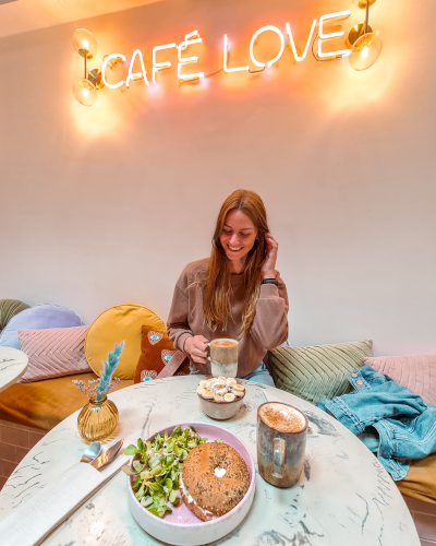 Café Love in Rouen, France