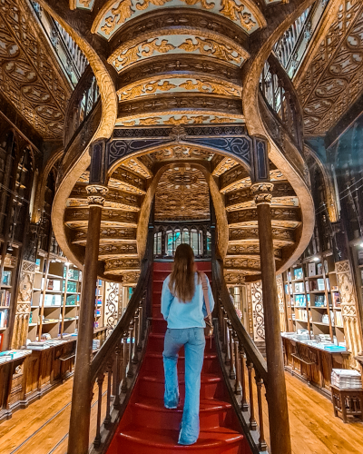 Photo Spot Livraria Lello in Porto, Portugal